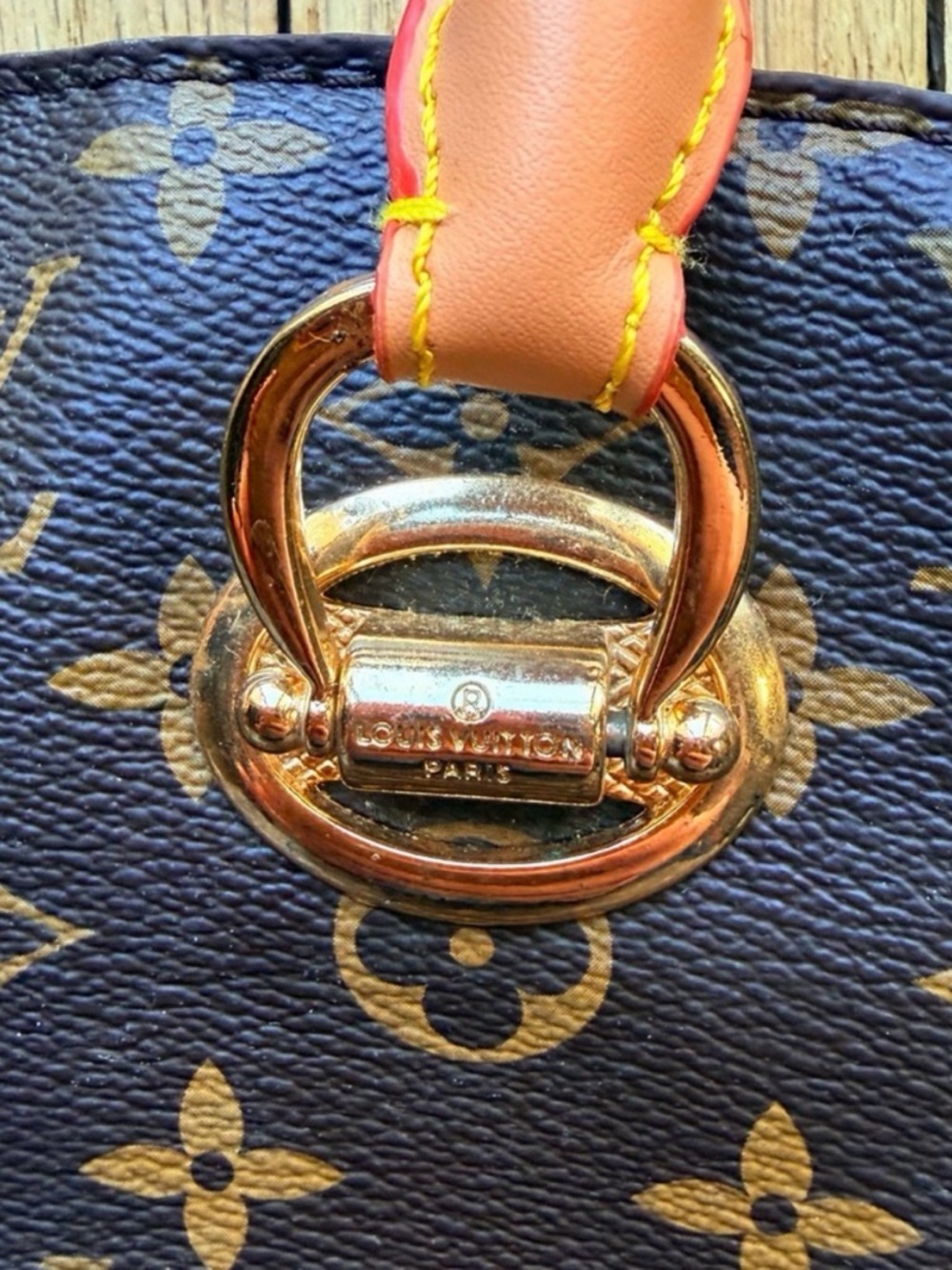 FASHION Monogram Bag - Picture 5 of 6